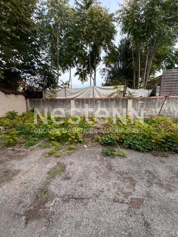 SIANT VICTORET-Studio de 18 m² dans une petite copropriété avec place de parking.