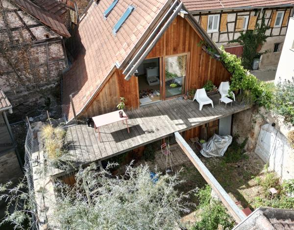 Maison de ville avec jardin et garage
