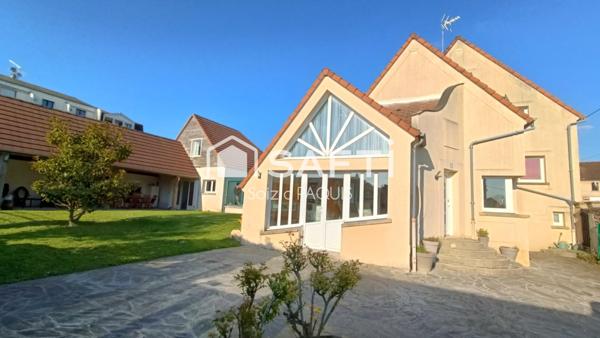 Maison d'architecte en centre ville de Château-Thierry !!