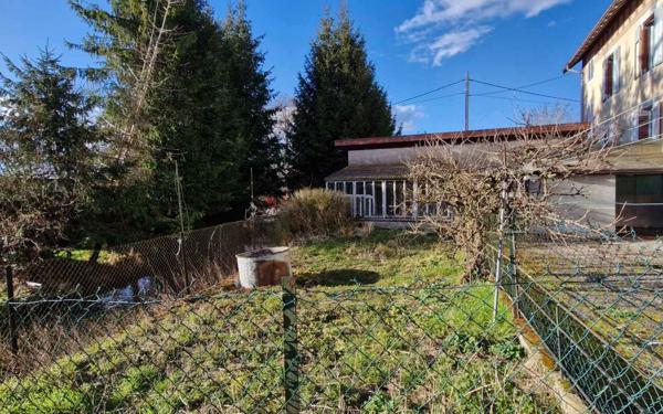 Immeuble à vendre    5 pièces •  Aumontzey