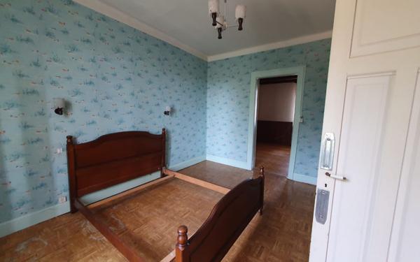 Immeuble à vendre    5 pièces •  Aumontzey