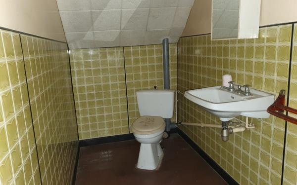 Immeuble à vendre    5 pièces •  Aumontzey