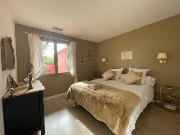 Propriété 4 pièces 160 m2 avec Piscine