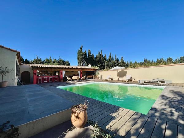 Propriété 4 pièces 160 m2 avec Piscine