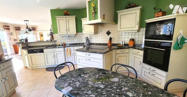 Résidence de prestige idéalement située proche des commerces