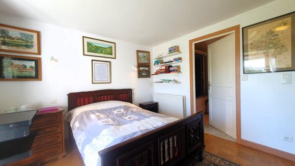 CORPS DE FERME RENOVE Morlhon le haut
