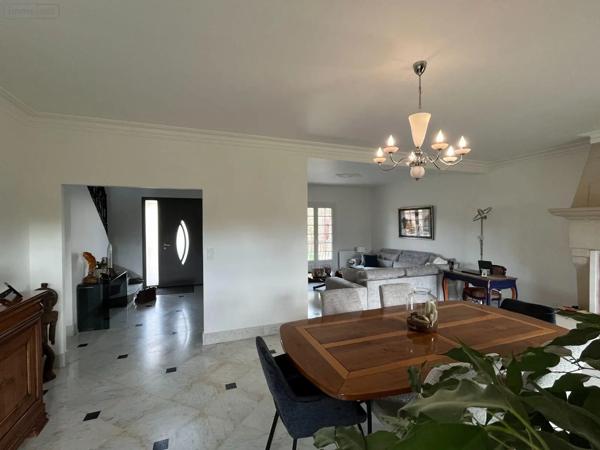 Location - Maison Fralignes 10110 5 pièces 184 m 2 1767 m 2
