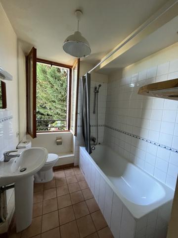 Appartement 82 950 € Souillac 3 p 65 m² DPE C