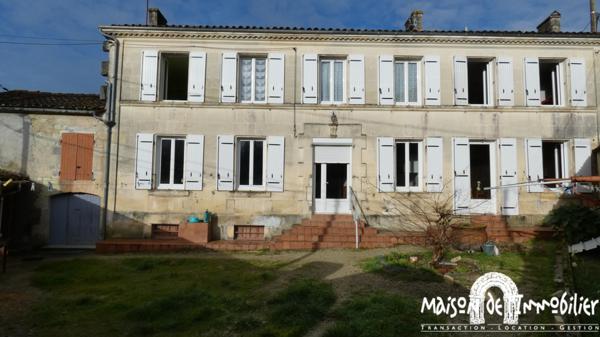 Vente Spacieuse Maison Charentaise - 210m² - 6 pièces - LOUZAC SAINT ANDRÉ