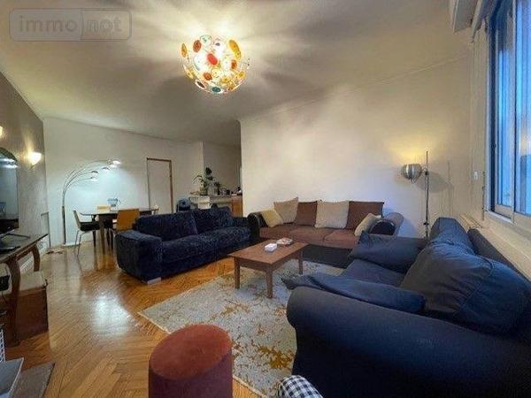 Appartement à vendre à Bordeaux en Gironde (33000), ref : 011-485   
Chartrons