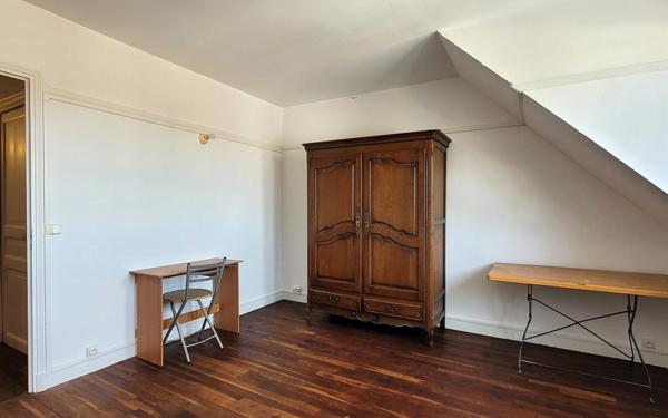 Maison à vendre    5 pièces •  Orléans