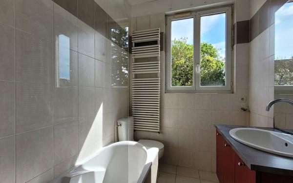 Maison à vendre    5 pièces •  Orléans