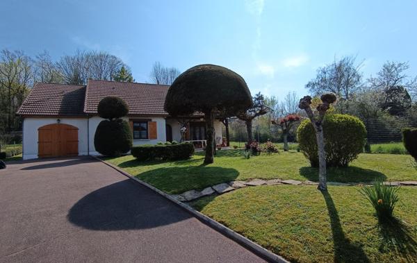 EN VENTE - GARCHIZY - Beau pavillon plain pied 2 chambres possible 3