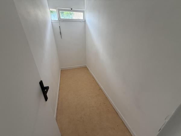 Appartement à vendre 77 420 € Châteauroux 3 p 75 m² DPE D