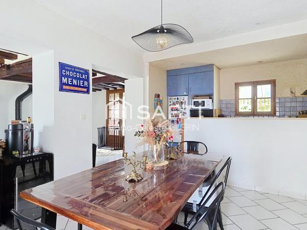 Maison pleine de charme, cadre paisible, à visiter rapidement !