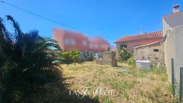Saint-Cyprien - Maison à rénover sur beau terrain avec de multiples possibilités