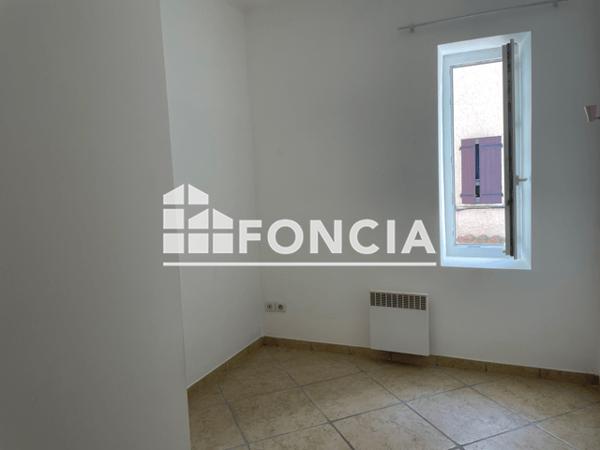 Location Appartement 2 pièces 57.68 m² - 6 PLACE DE LA MAIRIE Gareoult 83136