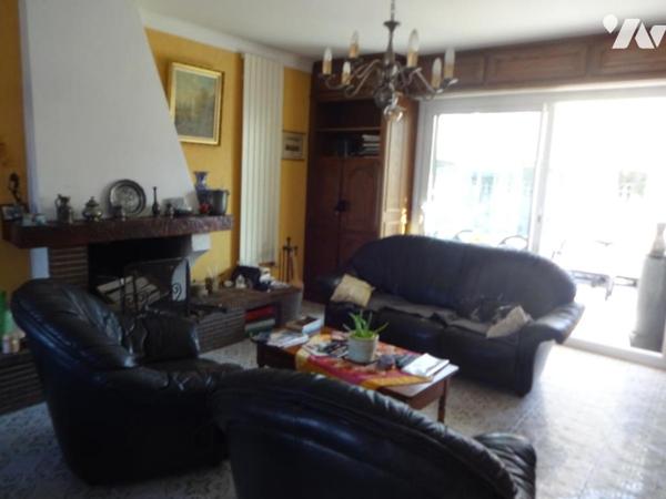 ST NAZAIRE - SAUTRON, Maison 1973 de 125 m² avec 4 chambres et sous-sol de plus de 50m² 