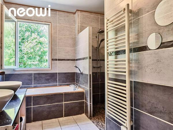 SOUS OFFRE