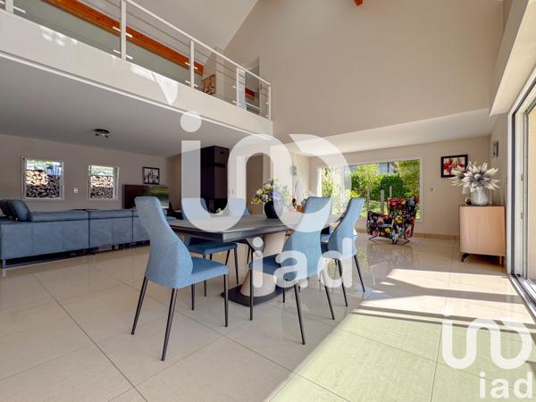 Maison à vendre 6 pièces 242 m² Serrières-en-Chautagne