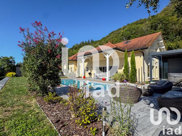 Maison à vendre 6 pièces 242 m² Serrières-en-Chautagne