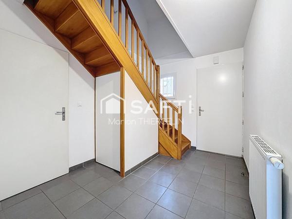 Maison 4 pièces avec garage attenant située dans un cadre privilégié