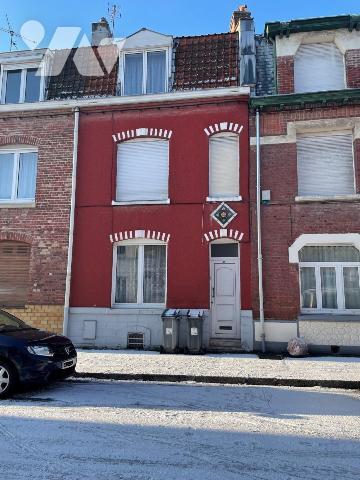 LILLE Bois blancs maison semi bourgeoise avec travaux