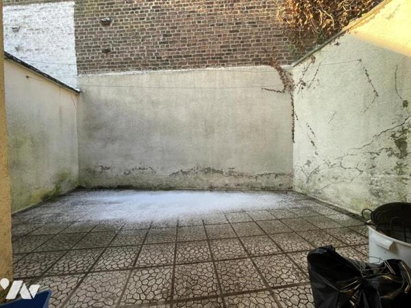 LILLE Bois blancs maison semi bourgeoise avec travaux