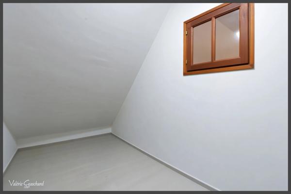 Montpon Ménestérol - Maison 4 chambres + bureau et terrain 5427m²