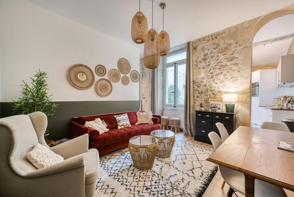 Appartement 2 chambres avec patio et cave dans le triangle d'or de La Rochelle