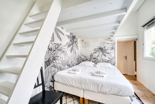 Appartement 2 chambres avec patio et cave dans le triangle d'or de La Rochelle