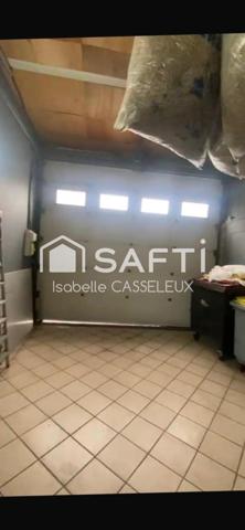 Saint-Quentin - Remicourt : Un immeuble au cachet unique, avec un vaste local commercial en vitrine sur rue passante, idéal pour donner vie à vos projets les plus ambitieux.