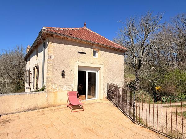 Maison en pierres, avec piscine sur 4 hectares