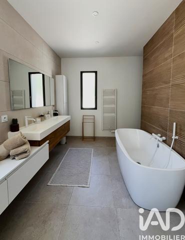 Maison à vendre 6 pièces 220 m² Castelnau-le-Lez