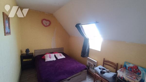 Sur la commune de Lorrez-le-Bocage, pavillon familiale de 136 m² sur 1681 m² de terrain, 4 chambres.