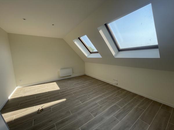 TROYES BUREAUX