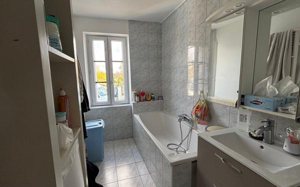 Maison à vendre    4 pièces •  Bourcefranc-le-Chapus