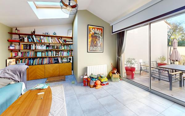 Maison à vendre    4 pièces • 129 m2 Bègles