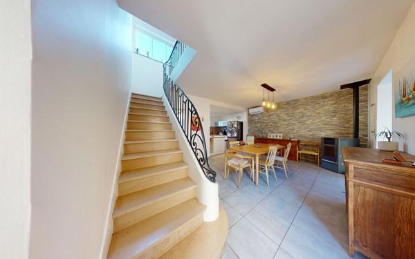 Maison à vendre    4 pièces • 129 m2 Bègles