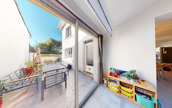 Maison à vendre    4 pièces • 129 m2 Bègles