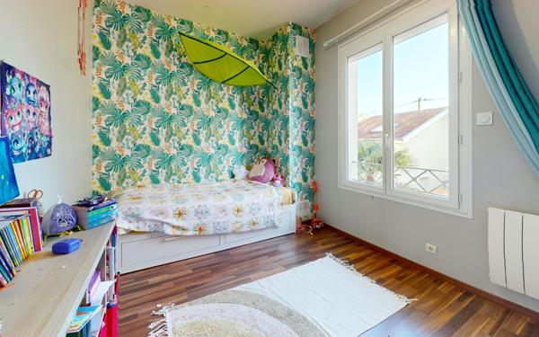 Maison à vendre    4 pièces • 129 m2 Bègles