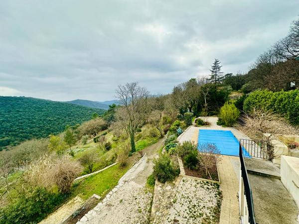 Mas Laval Pradel 8 pièce(s) 211 m2