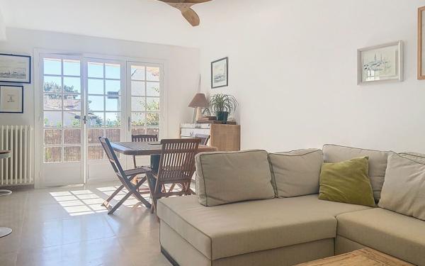 Maison à vendre    5 pièces •  Cagnes-sur-Mer