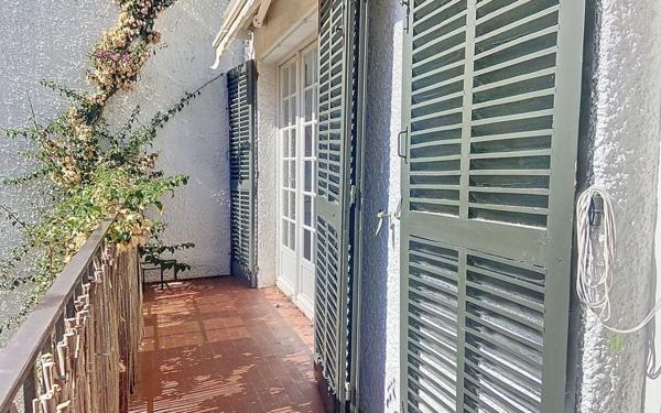 Maison à vendre    5 pièces •  Cagnes-sur-Mer
