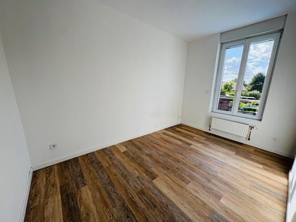 Maison 3 chambres avec cour