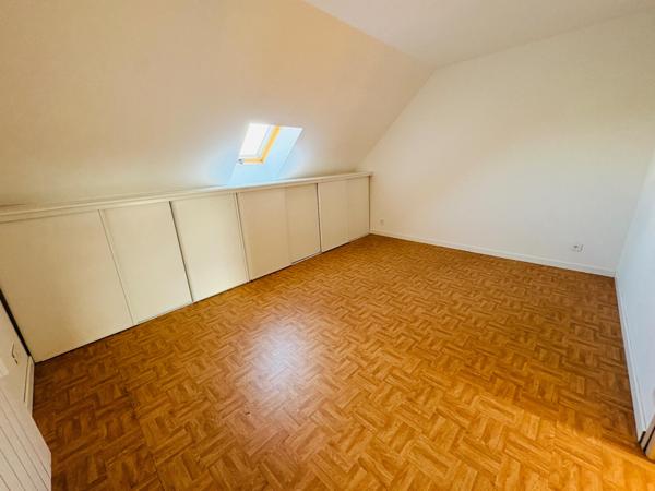 Maison 3 chambres avec cour