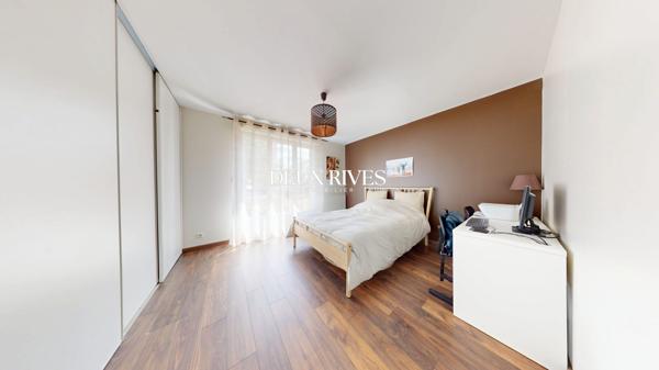 Thouaré-sur-Loire – Maison familiale de 205 m² – Vie de plain-pied – Double garage - Construction 2004 - DPE C