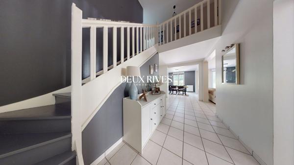 Thouaré-sur-Loire – Maison familiale de 205 m² – Vie de plain-pied – Double garage - Construction 2004 - DPE C