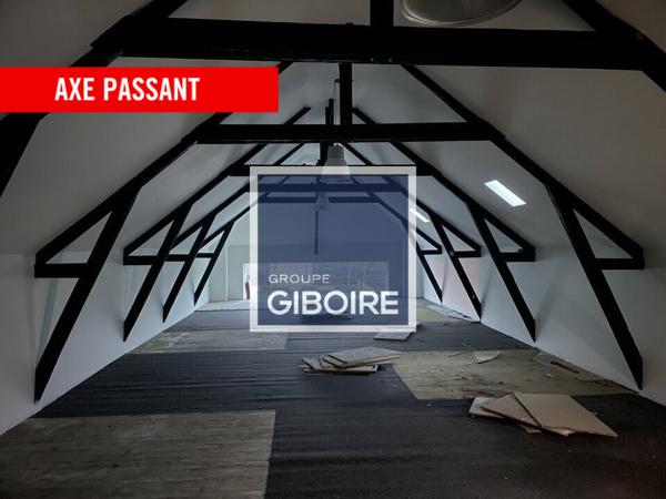 Local d'activites 442 m² à louer MONTGERMONT (réf : 35.2150)
