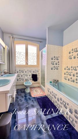 Maison à vendre 8 pièces proche de REVEL (31)